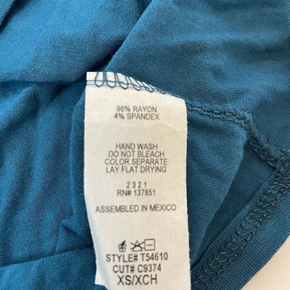 Gaze| soft| Rayon| XSmall| tie back| lightweight| stretchy| sleeveless top - Picture 6 of 9